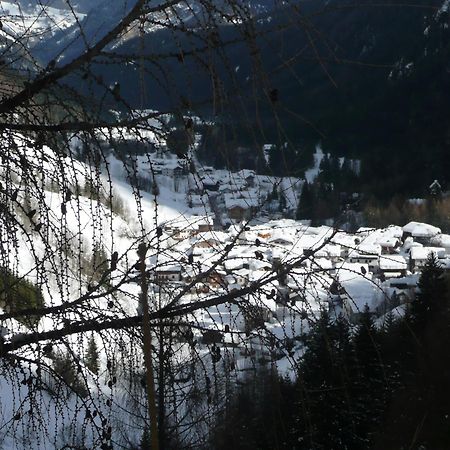 Hotel Garni Ai Serrai 로카 피에토레 외부 사진