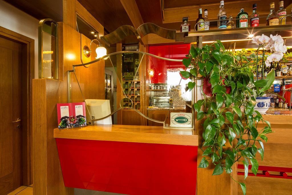 Hotel Garni Ai Serrai 로카 피에토레 외부 사진
