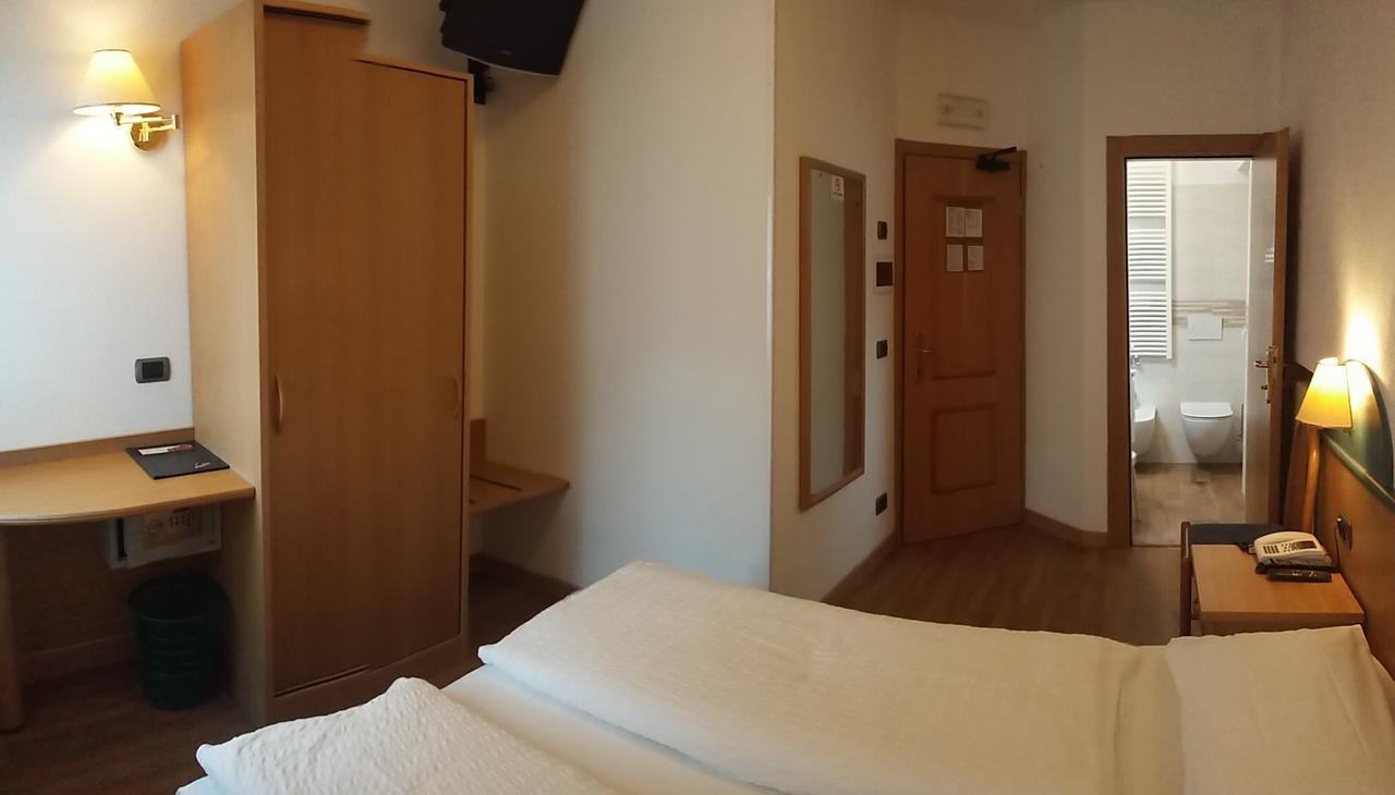 Hotel Garni Ai Serrai 로카 피에토레 외부 사진